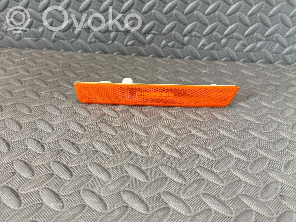 Dodge Challenger Odblask przedni 