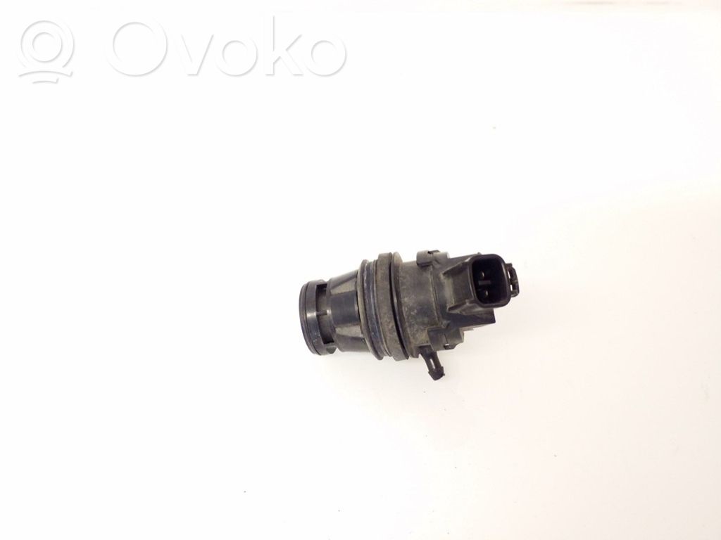Windscreen/windshield washer pump   8603109120