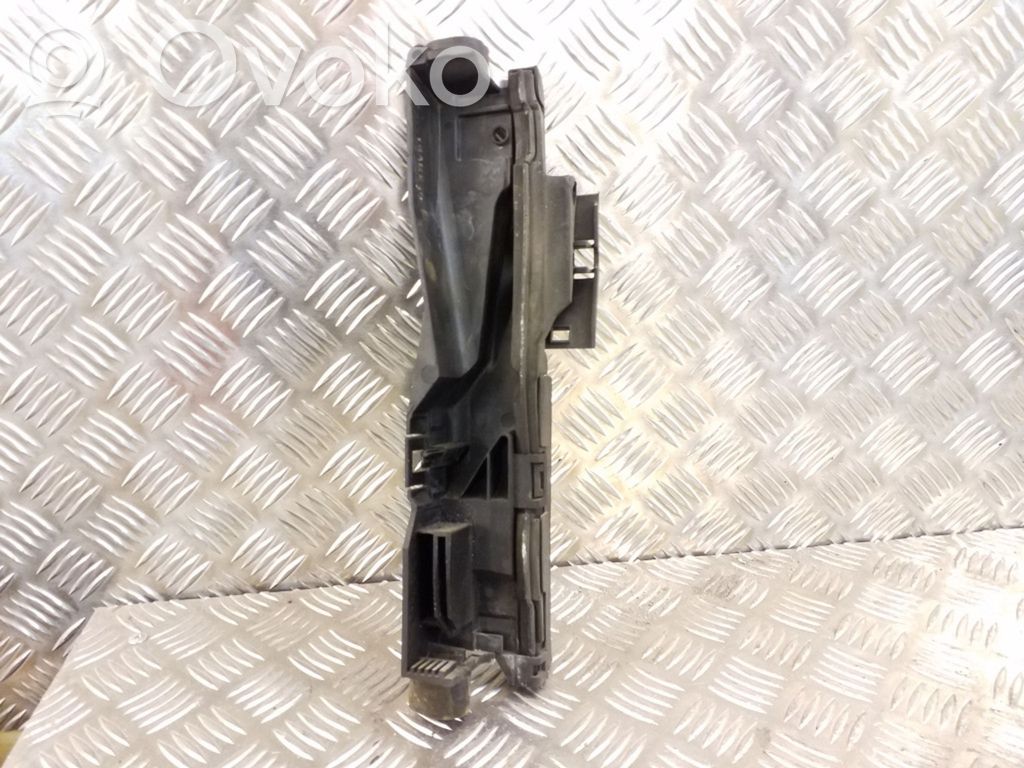 BMW X3 E83 Radiator mount bracket 