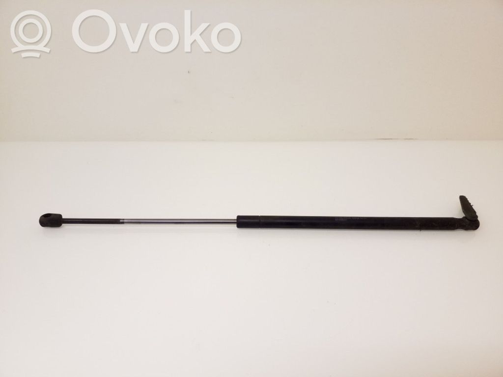 Mitsubishi Colt Tailgate/trunk strut/damper 