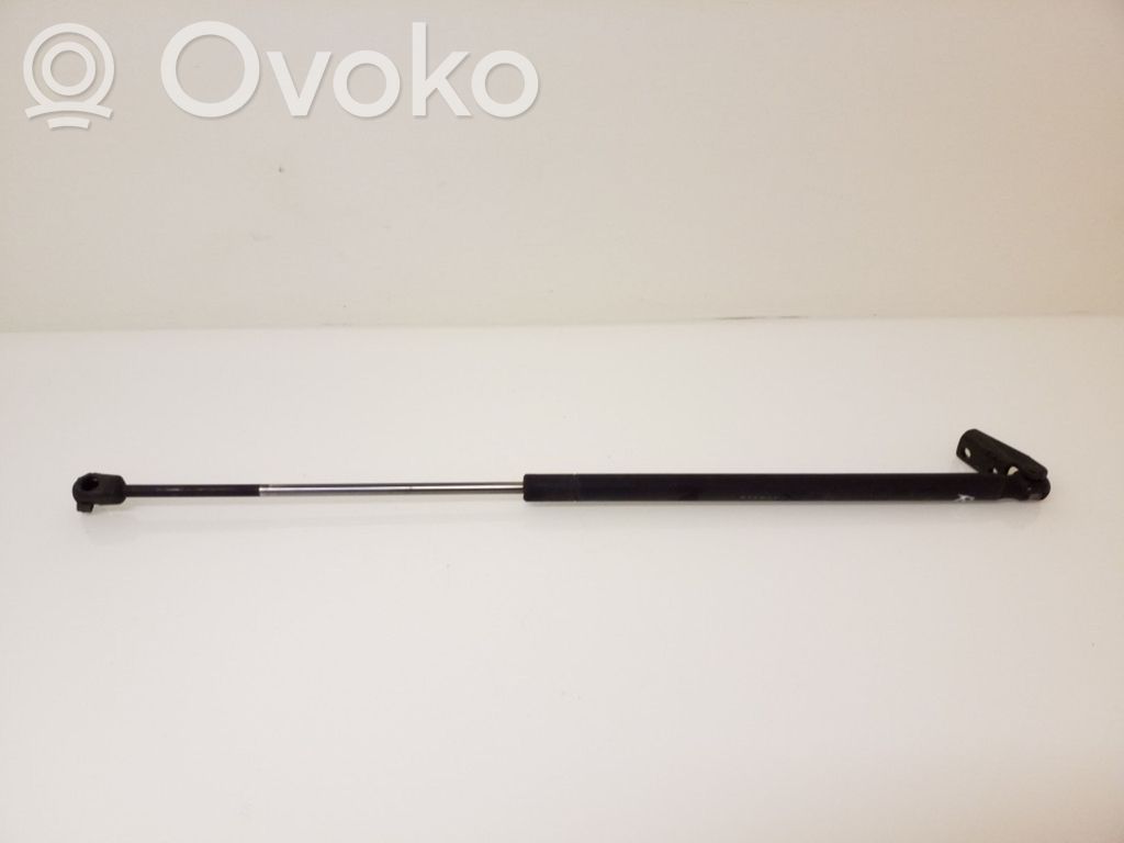 Mitsubishi Colt Tailgate/trunk strut/damper 