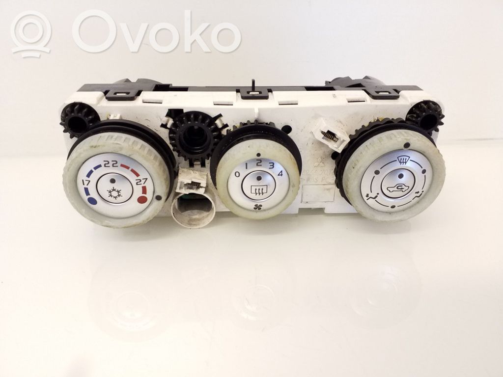 Mitsubishi Colt Climate control unit 