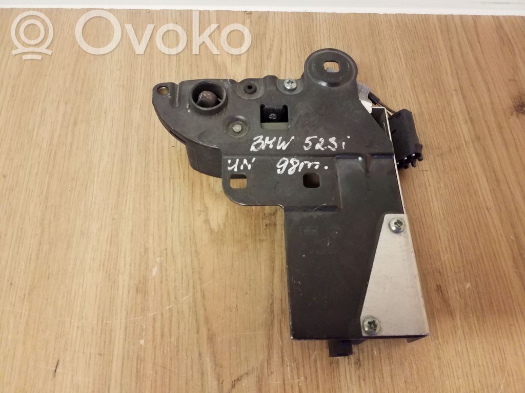 BMW 5 E39 Tailgate/trunk/boot lock/catch/latch 