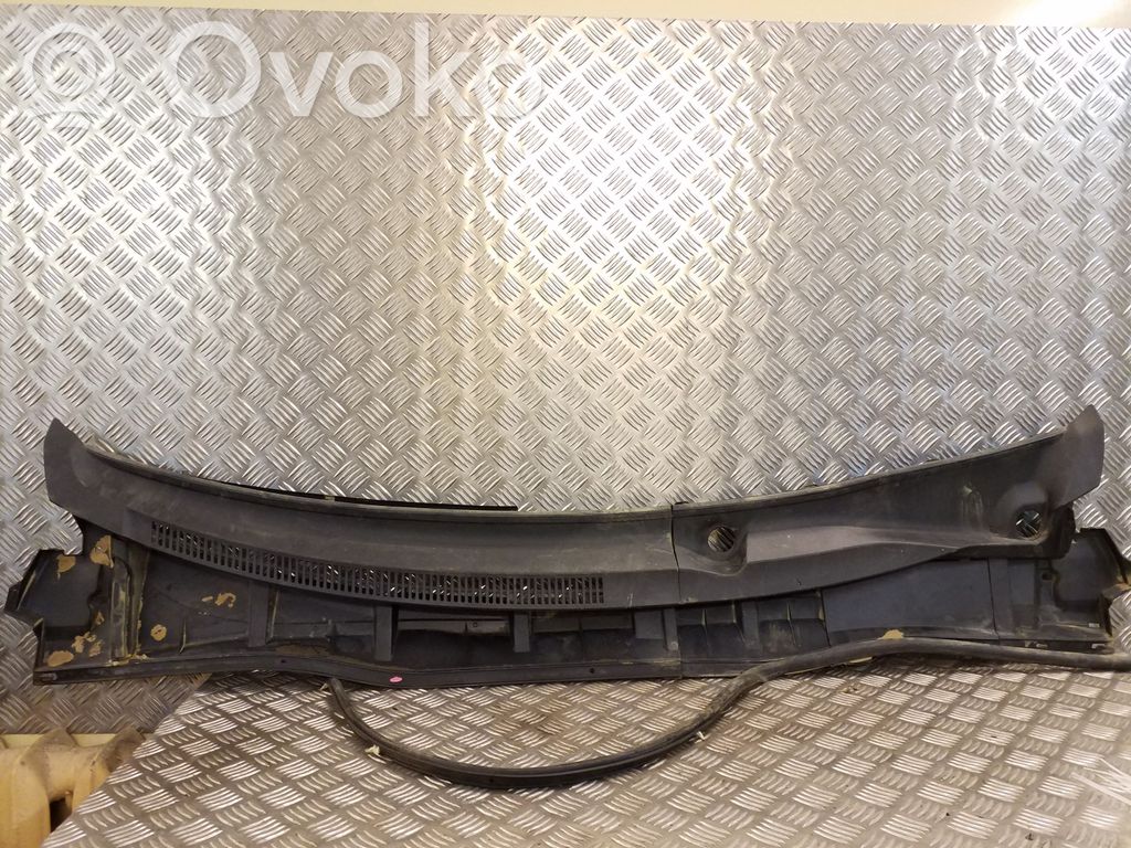 Windshield trim   5570912110,5578212130,5570812330,5570812340,5578112320