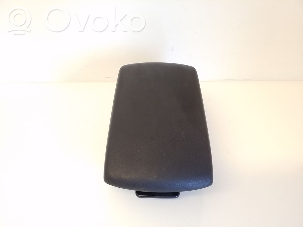 Mazda 3 I Armrest 