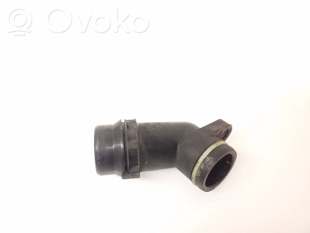 Audi Q7 4M Engine coolant pipe/hose 
