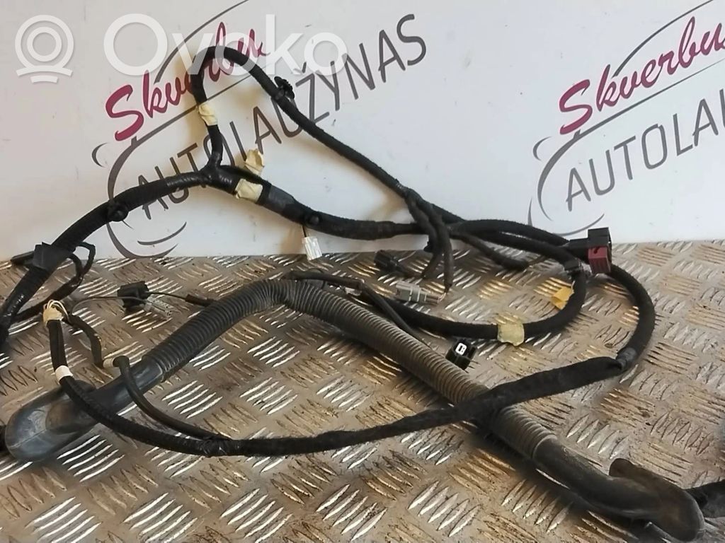 Renault Trafic III (X82) Wiązka przewodów drzwi tylnych samochodów dostawczych 