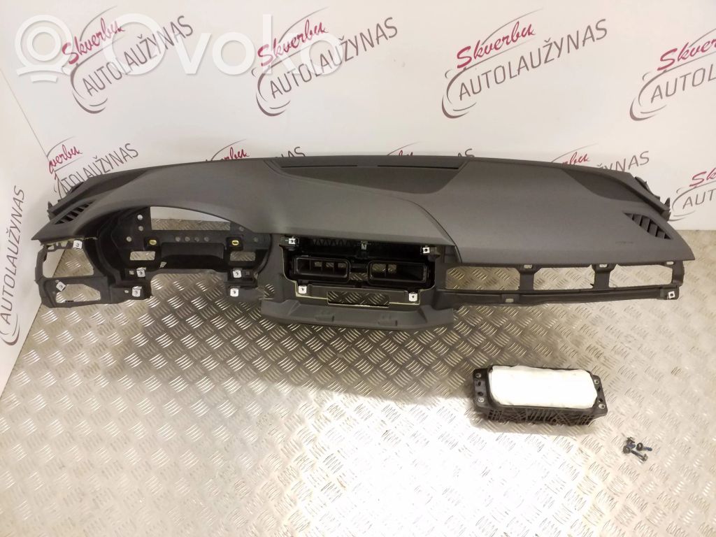 Audi A4 S4 B9 Panelė 