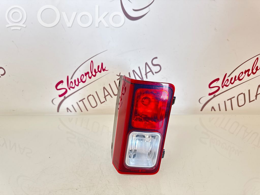 Renault Trafic III (X82) Lampa tylna 