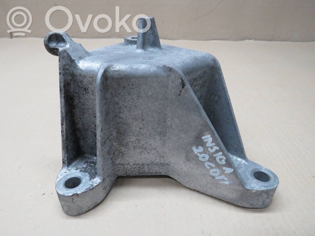 Engine mounting bracket   13228288