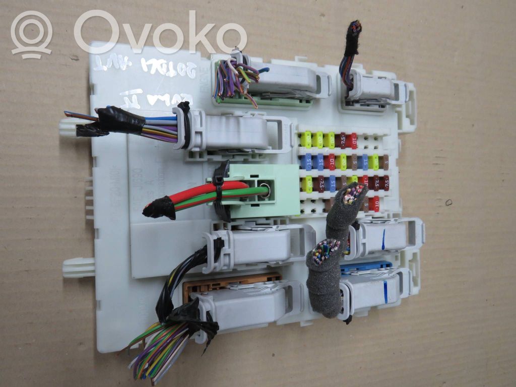Módulo de fusible   DV6T14A073FH,7600000,9440044579,58121EE0,DV6T14A073FH