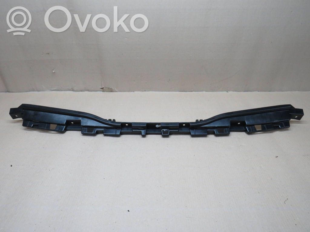 Aizmugurē bampera balka   EM2B17C871A,EM2B17C871A,M0LD2511