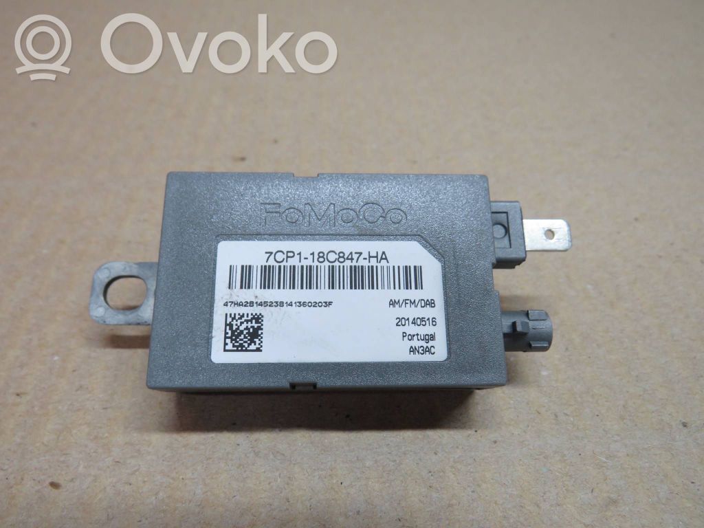 Ford Kuga II Antenos stiprintuvas 
