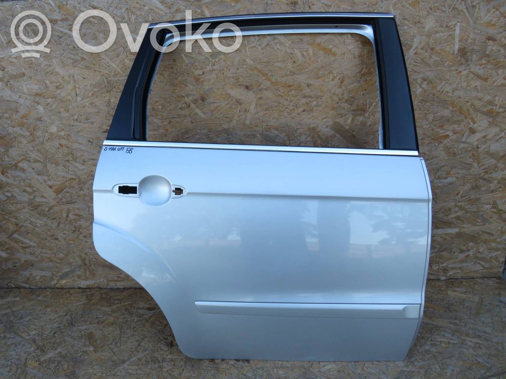 Rear door