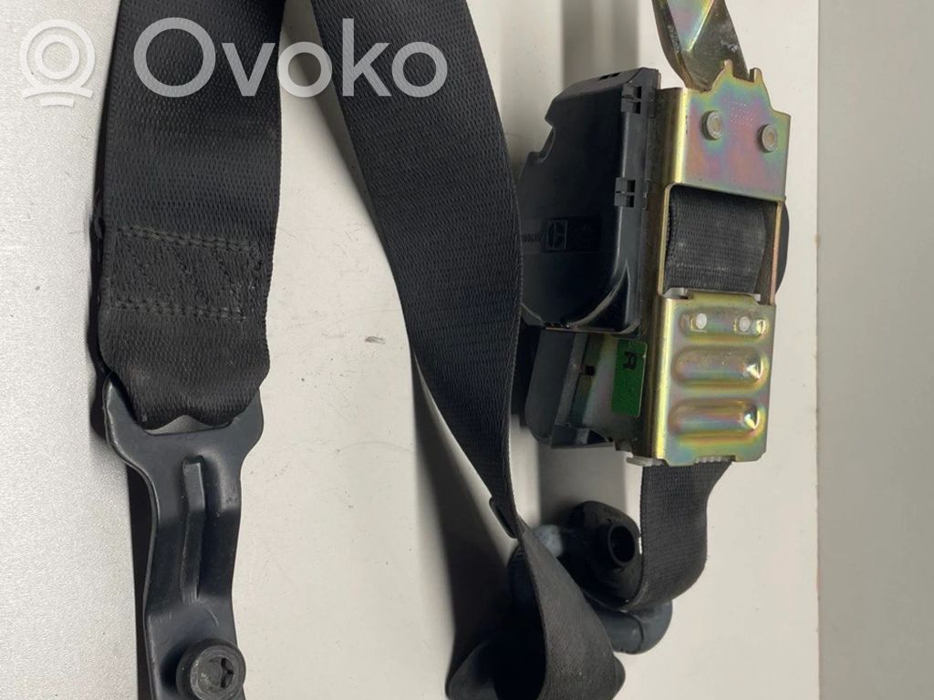 Front seatbelt   789000