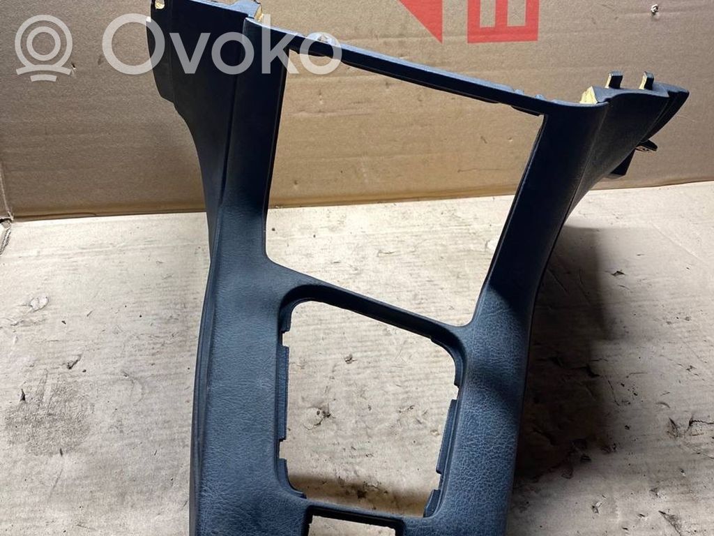 BMW 3 E36 Consola de plástico de la palanca de cambios 