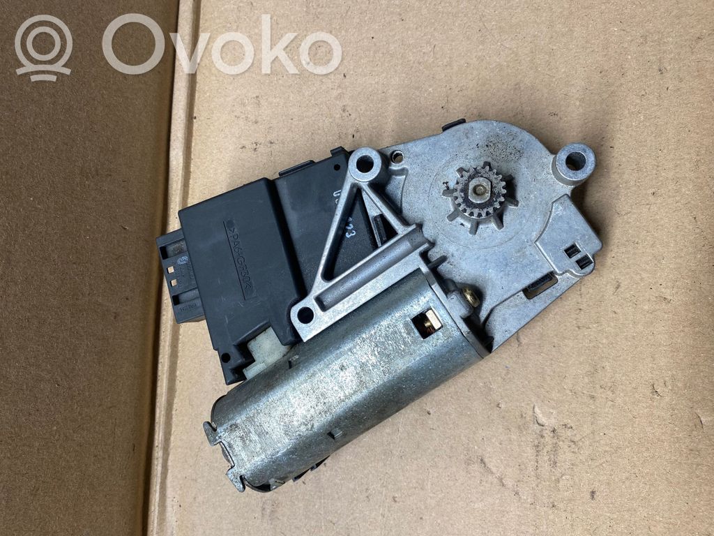 BMW 5 E39 Moteur de toit escamotable 