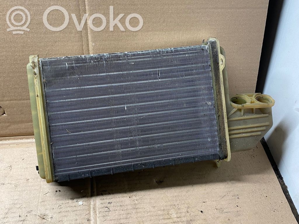 BMW 3 E36 Pečiuko radiatorius 
