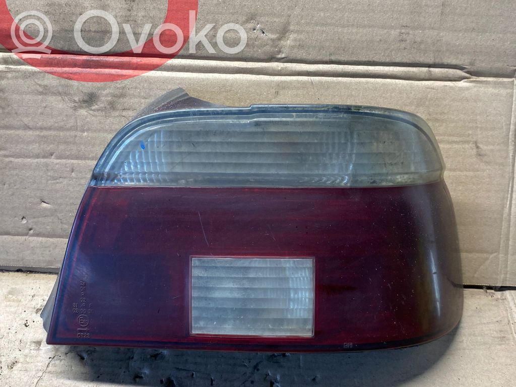 BMW 5 E39 Galinis žibintas kėbule 