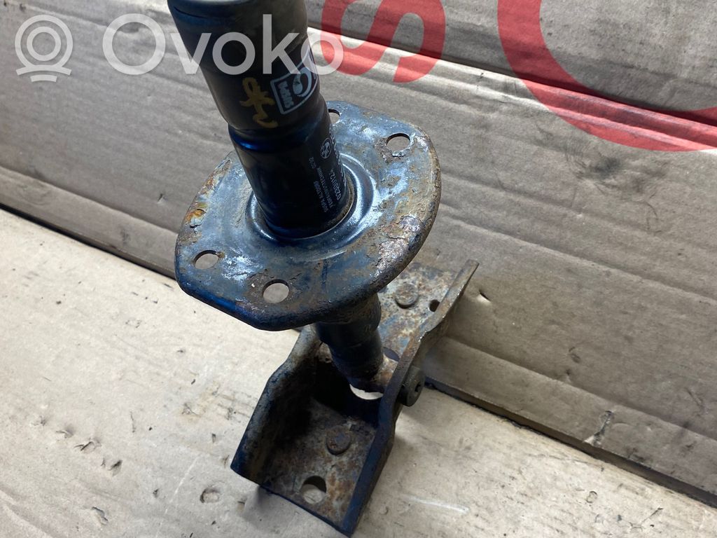 BMW 3 E36 Staffa di rinforzo montaggio del paraurti anteriore 