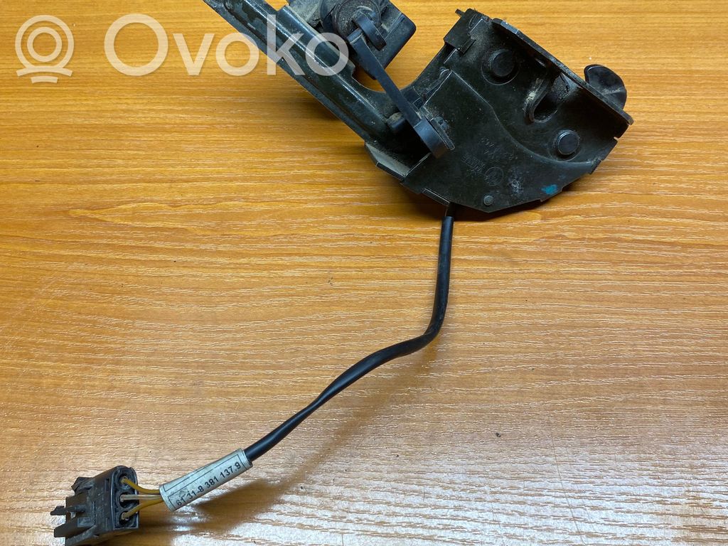 Tailgate/trunk/boot lock/catch/latch   406204271