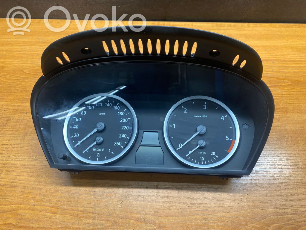 Speedometer (instrument cluster)   110080213
