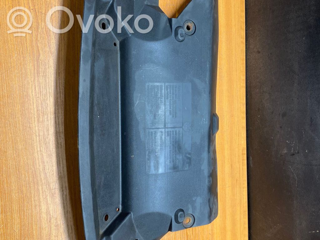 BMW 3 E36 Radiatorių apdaila 