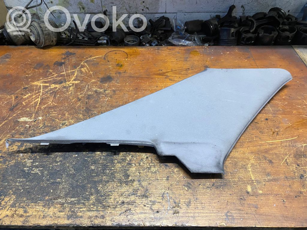 Lexus IS 200-300 Kita salono detalė 