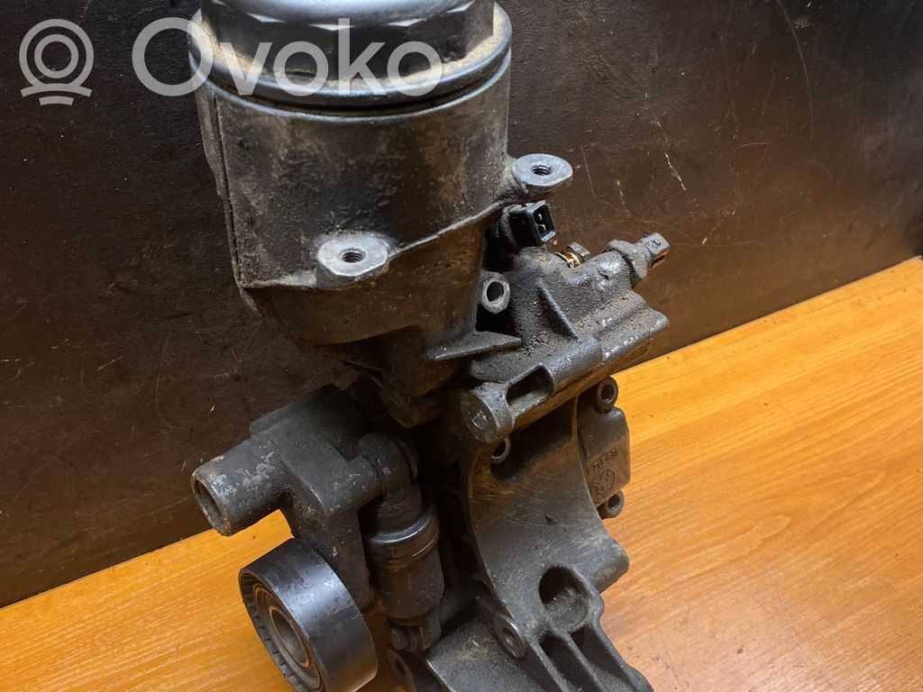 Oil filter mounting bracket   1713838