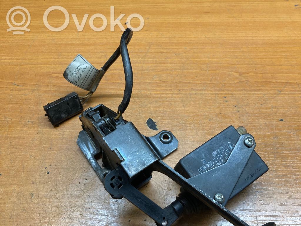 Tailgate/trunk/boot lock/catch/latch   8238469,5124