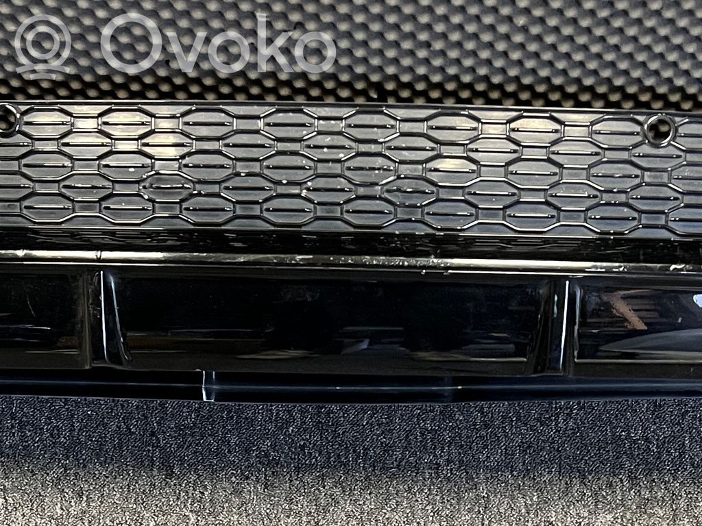 Audi Q8 Rivestimento della parte inferiore del paraurti posteriore 