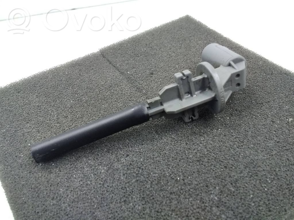 BMW X3 E83 Sensor de nivel del refrigerante 