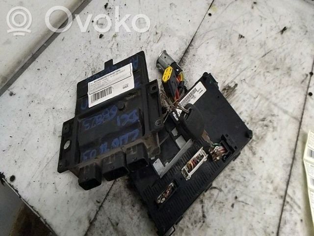 Engine control unit/module   8200623310,8200623310,8200623310