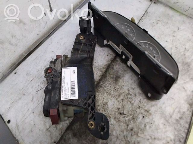 Opel Zafira A Engine control unit/module 