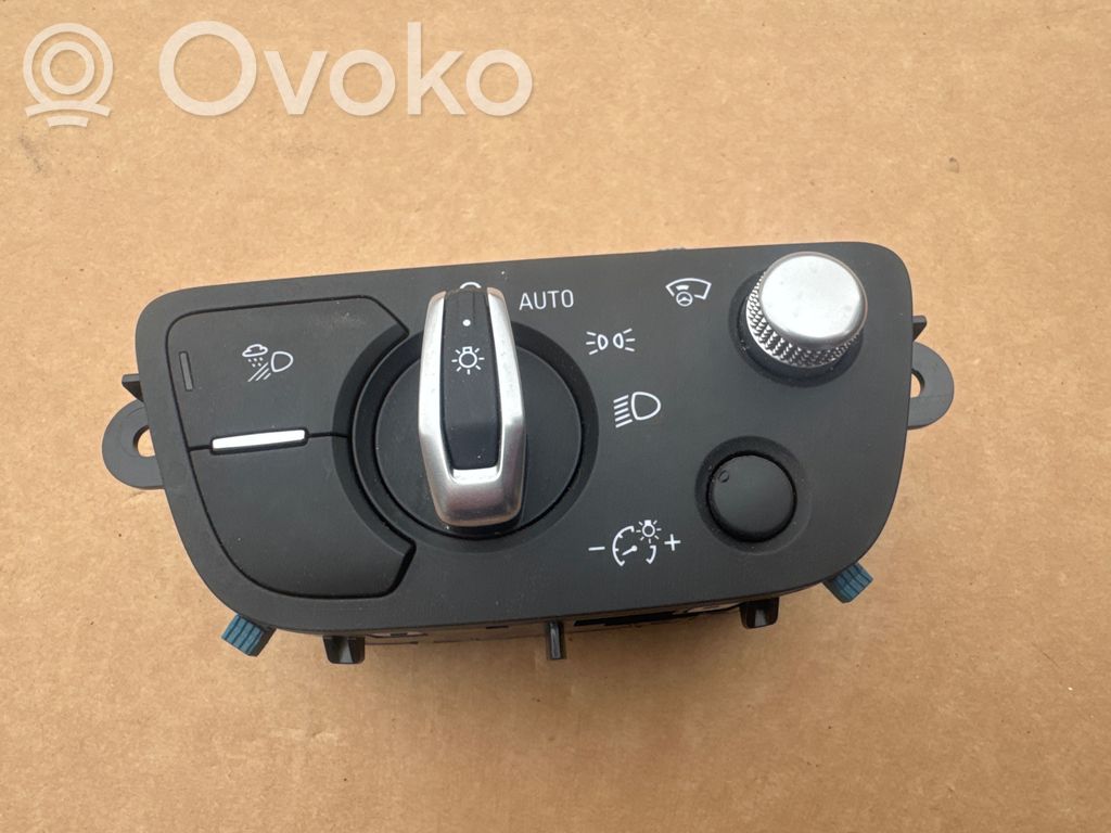 Light switch   4M0941531AT