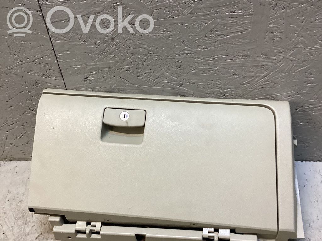 Subaru Forester SJ Daiktadėžė 