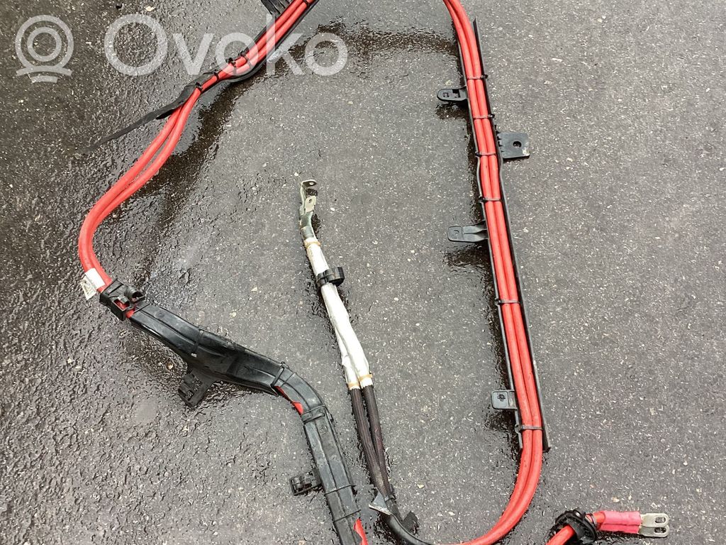 BMW 5 G30 G31 G38 Positive cable (battery) 