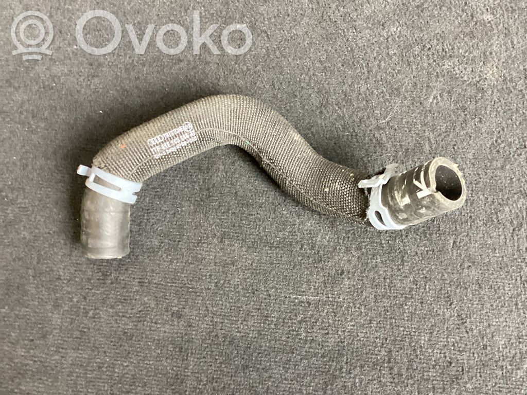 Audi e-tron Engine coolant pipe/hose 