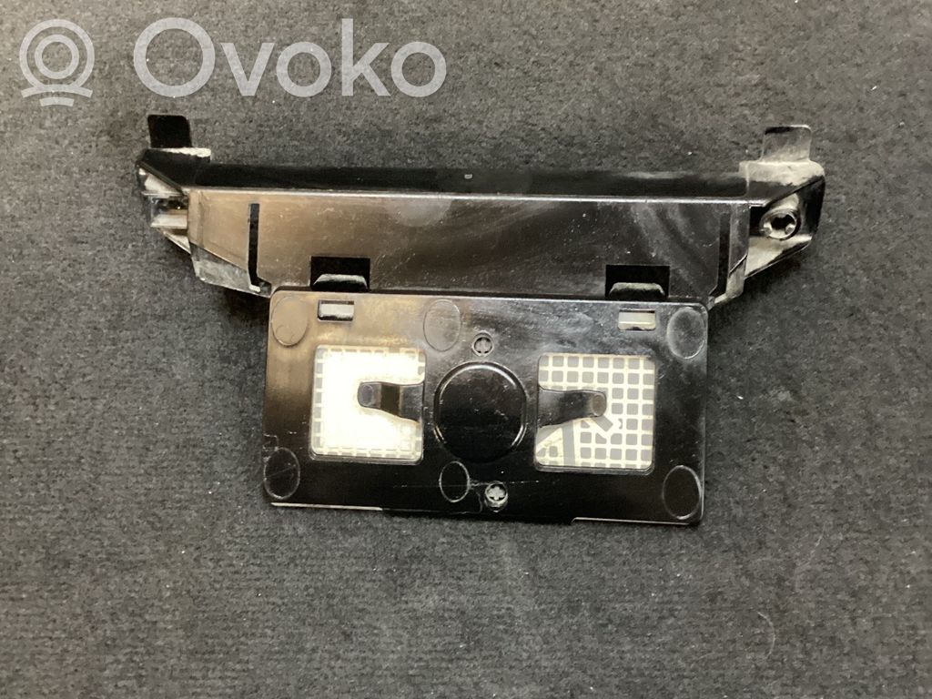 Audi e-tron Antena (GPS antena) 