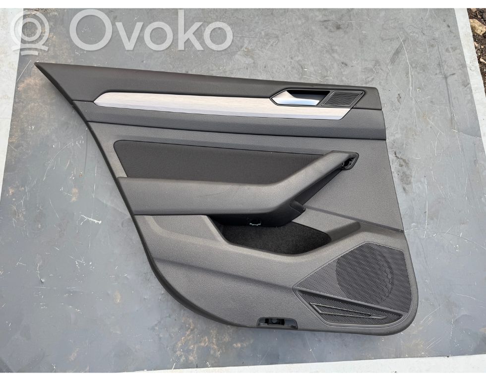 Volkswagen PASSAT B8 Boczki / Poszycie drzwi tylnych 