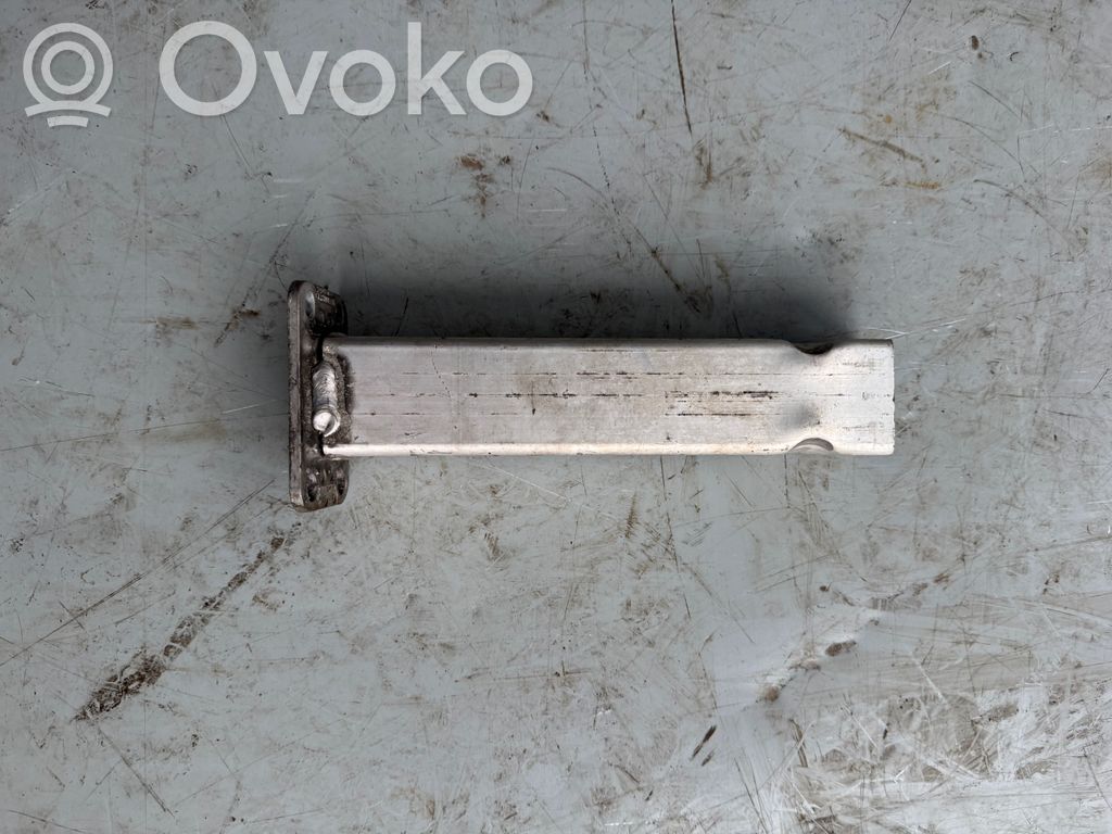 Radiator support slam panel bracket   4M0802037B