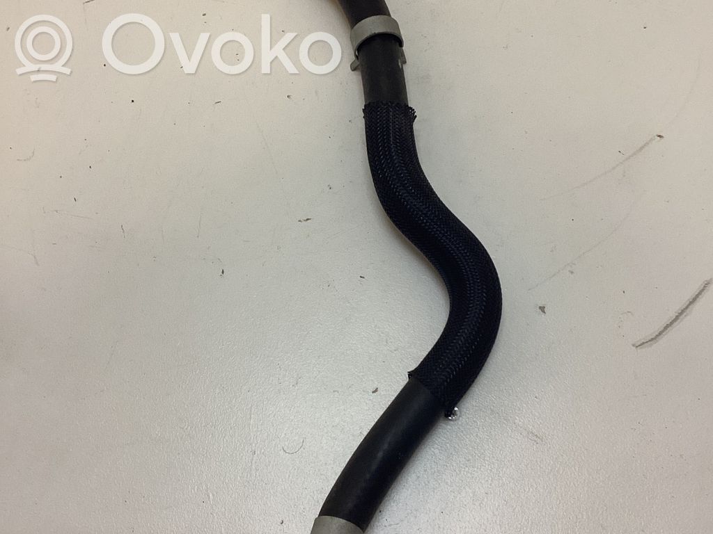 KIA Sportage Conductă/furtun lichid de răcire motor 