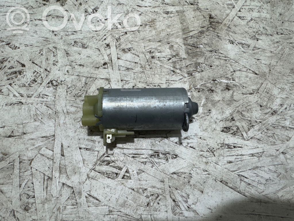 Audi A4 S4 B8 8K Motorino di regolazione del sedile 