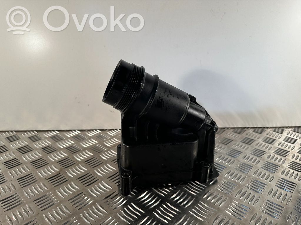BMW 7 F01 F02 F03 F04 Oil filter mounting bracket 