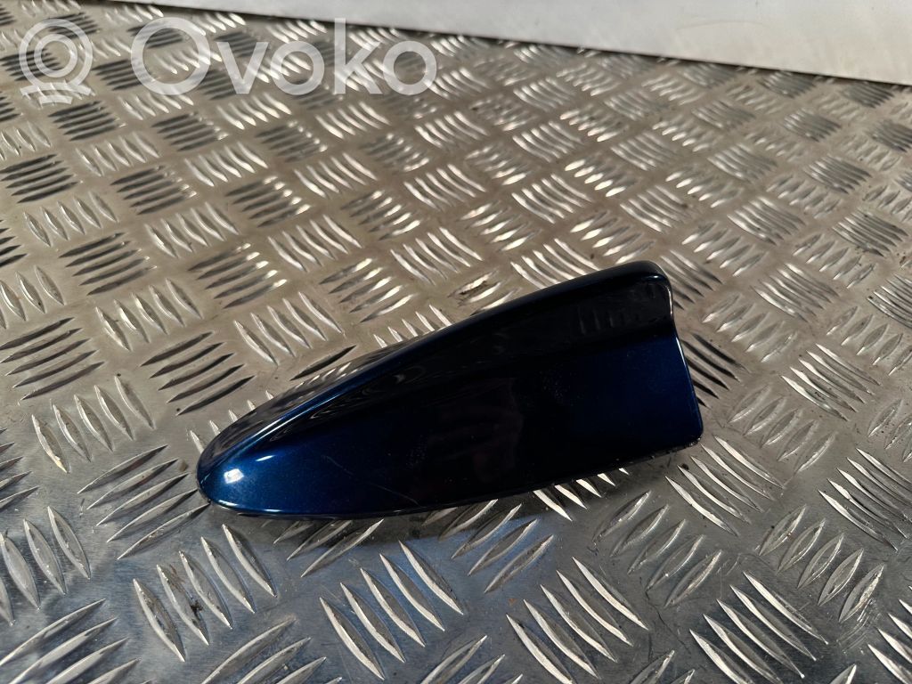BMW X3 F25 Stogo (GPS) antenos dangtelis 