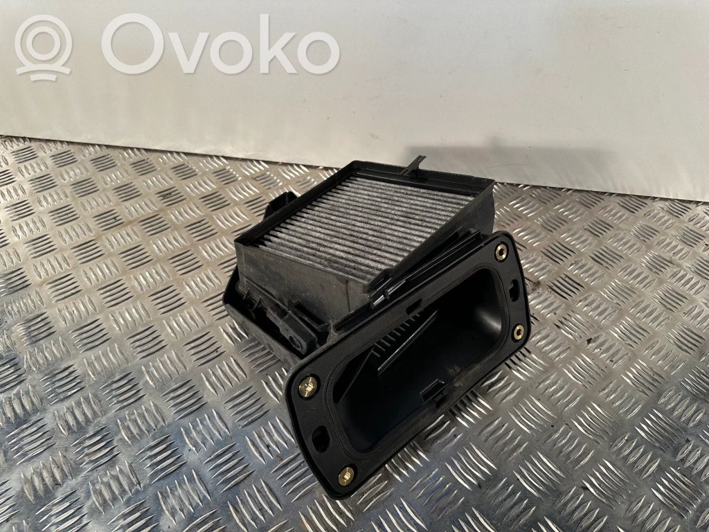 BMW X3 F25 Obudowa filtra powietrza 