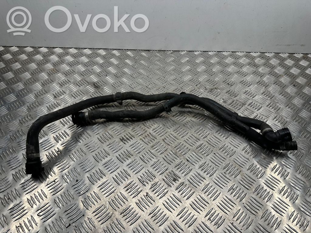 BMW 3 E92 E93 Engine coolant pipe/hose 
