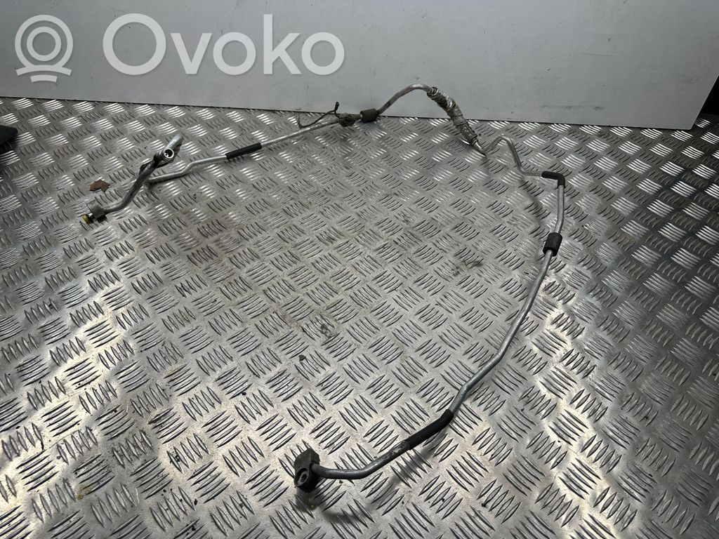 BMW 3 E92 E93 Gaisa kondicioniera caurulīte (-es) / šļūtene (-es) 