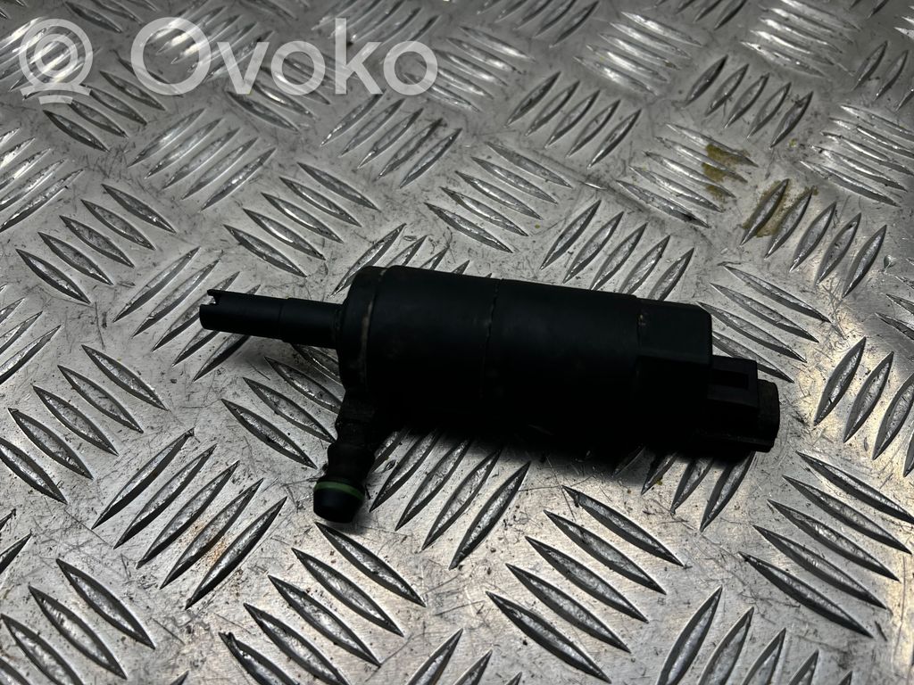 Volvo V50 Headlight washer pump 