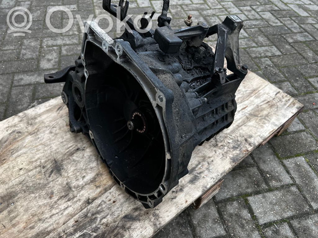 Manualna 5-biegowa skrzynia biegów   67937,R3T9A,3R09103735